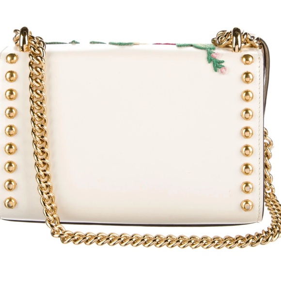 Gucci Padlock Floral Embroidered Leather Shoulder Bag – Gold Chain - Picture 13 of 15